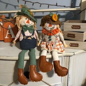 Shelf sitting scarecrow couple boy girl 2 pc
